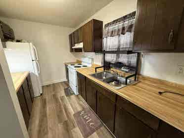 LOOKING FOR ROOMATE ASAP!!