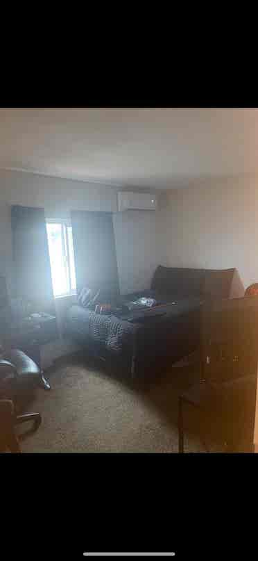 Shared home Room for rent b