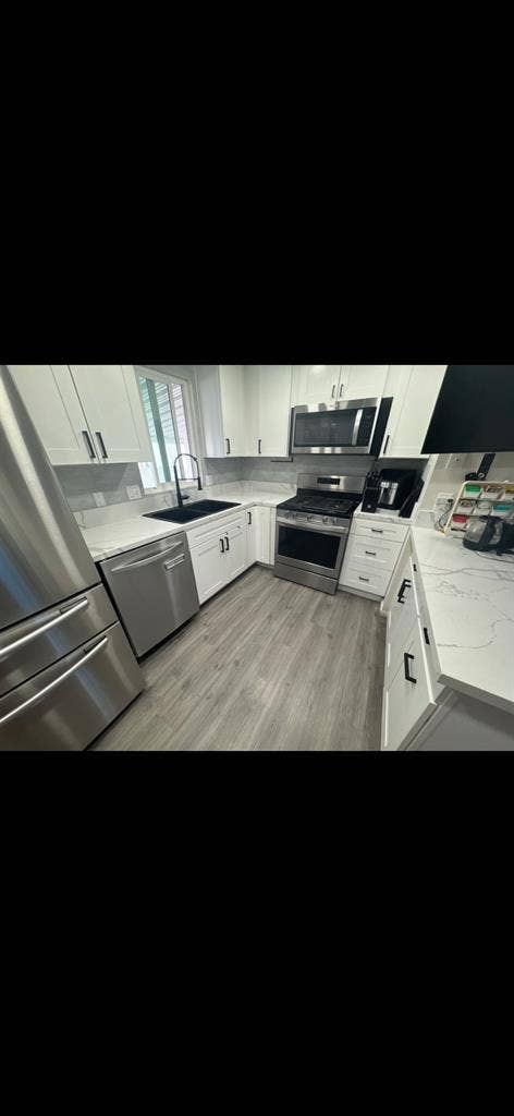 Shared home Room for rent b