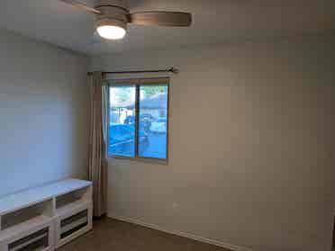 Tempe Townhouse Roommate