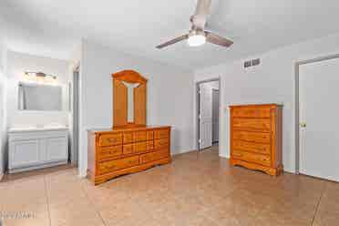 Large Master Bedroom in Tempe