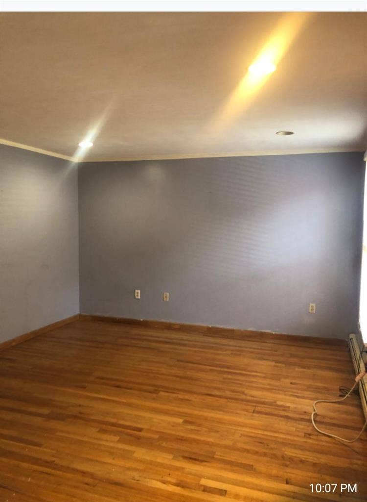 Private room in Williamburgh Bklyn