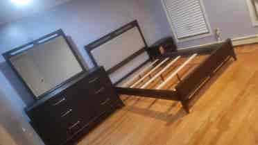 Looking for a roommate(female only)