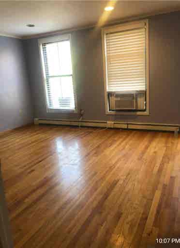 Private room in Williamburgh Bklyn