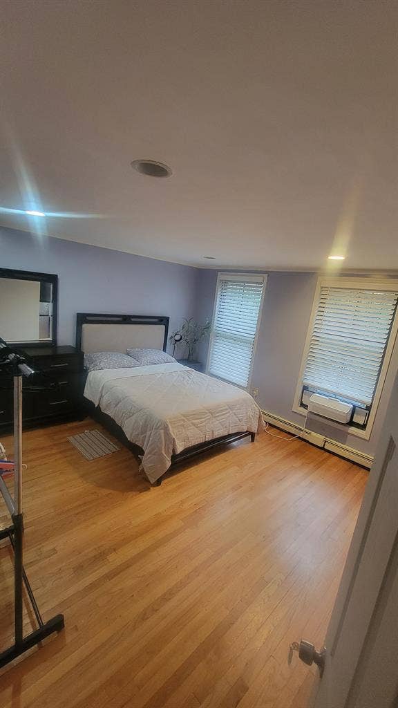 Looking for a roommate(female only)