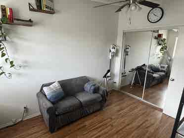 1 bedroom for rent in townhousee