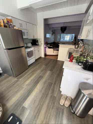 1 bedroom for rent in townhousee