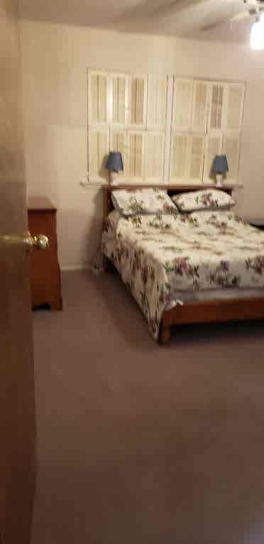 room for rent.