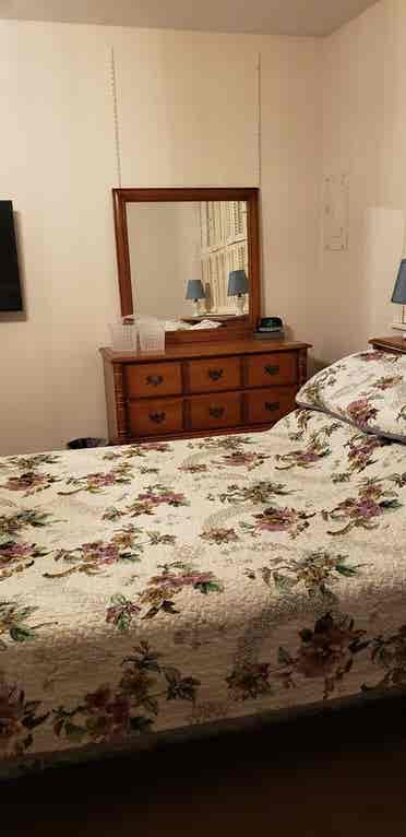 room for rent.