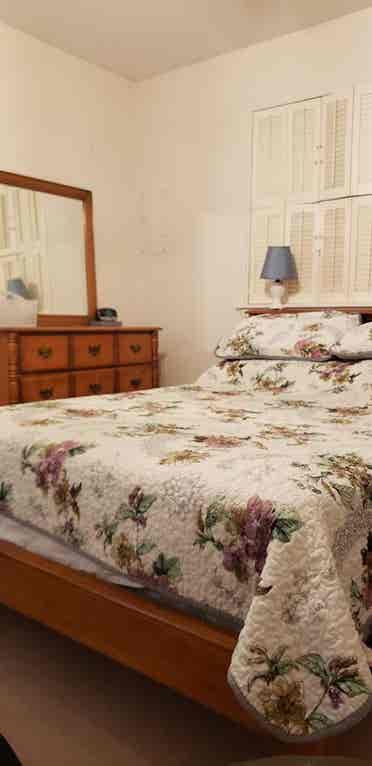room for rent.
