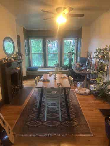 Room in Cozy, Creative Point Breeze