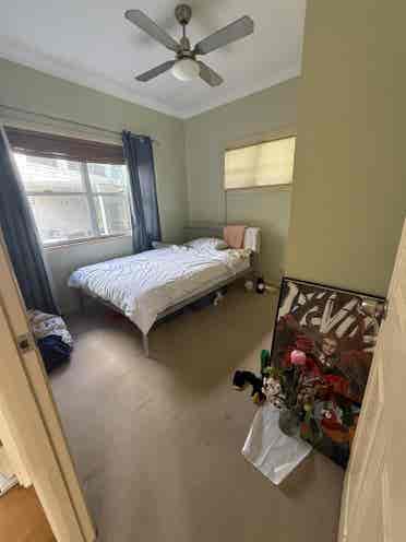 Room in Indooroopilly