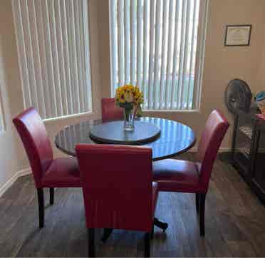 Comfy queen, bath, great location!