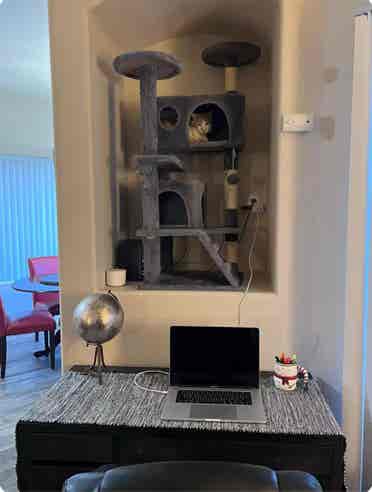 Comfy queen, bath, great location!