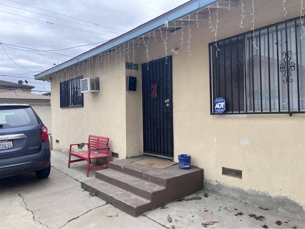 Renting room $ a night/or $ wk