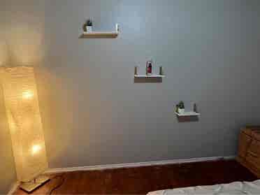 Renting room $ a night/or $ wk