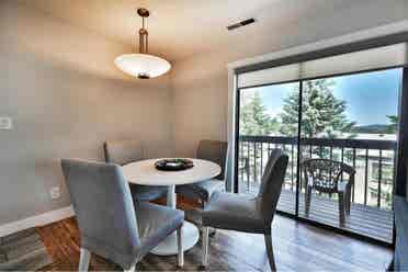 Private room with bathroom in PC