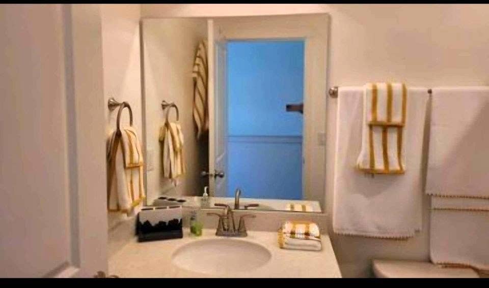 Your own 2 rooms + private bath