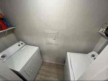 Room in Heart of Little Italy