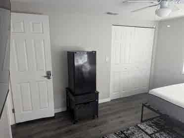 ROOM FOR RENT