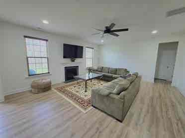 Peaceful private room for rent