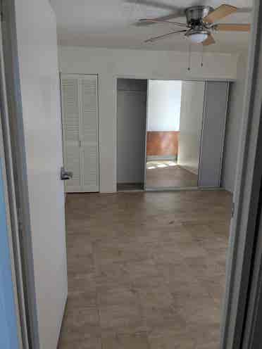 McCully/Makiki - move in June 1st