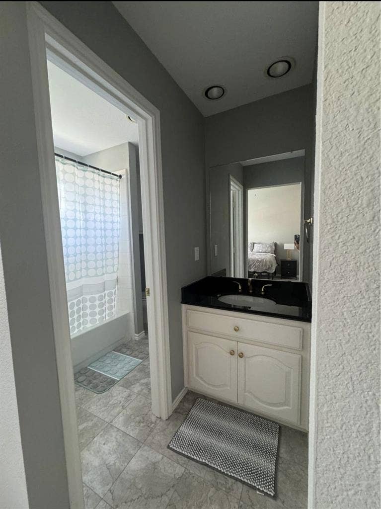 Room for rent in Richardson TX