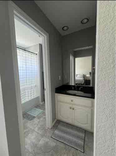 Room for rent in Richardson TX