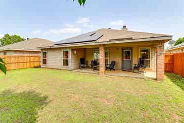 Entire house all utilities included