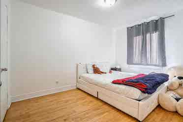 1month free big  NDG Montreal