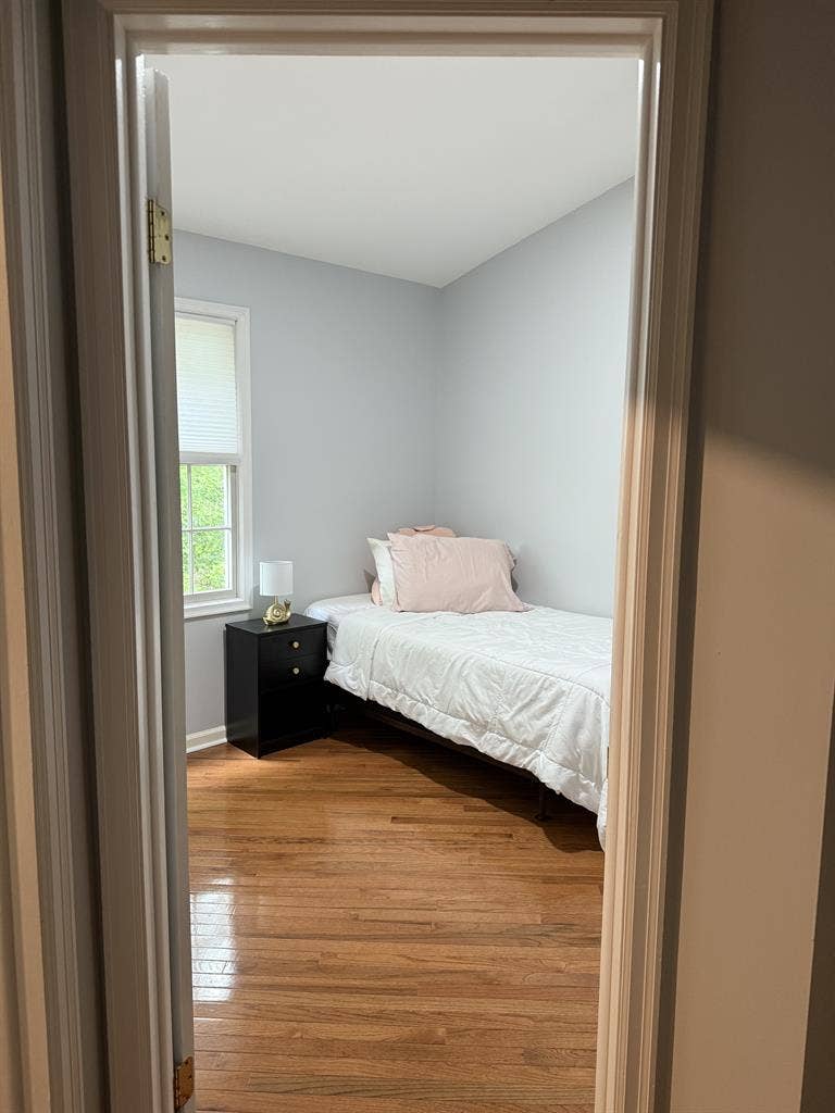 Room for Rent - Females Only