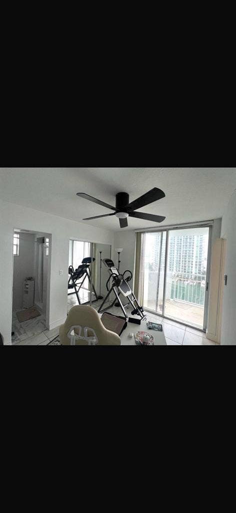 Room for Rent in Miami Beachh