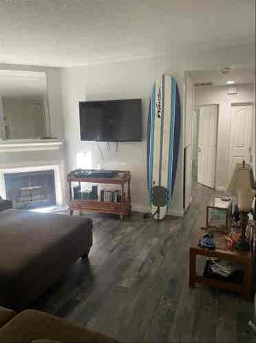 SHARE WHOLE CONDO