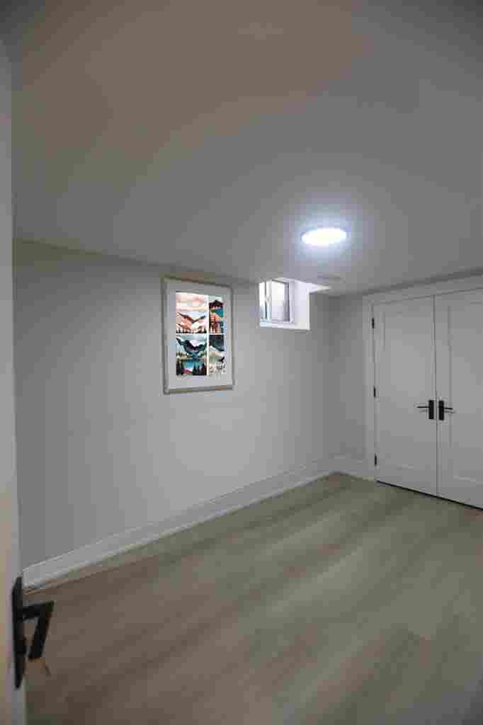 2Bds BSMT separate entrance