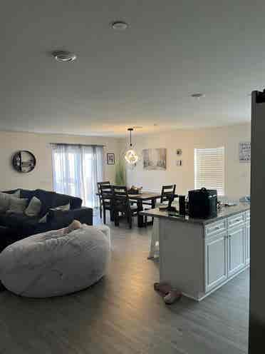 Room for rent!
