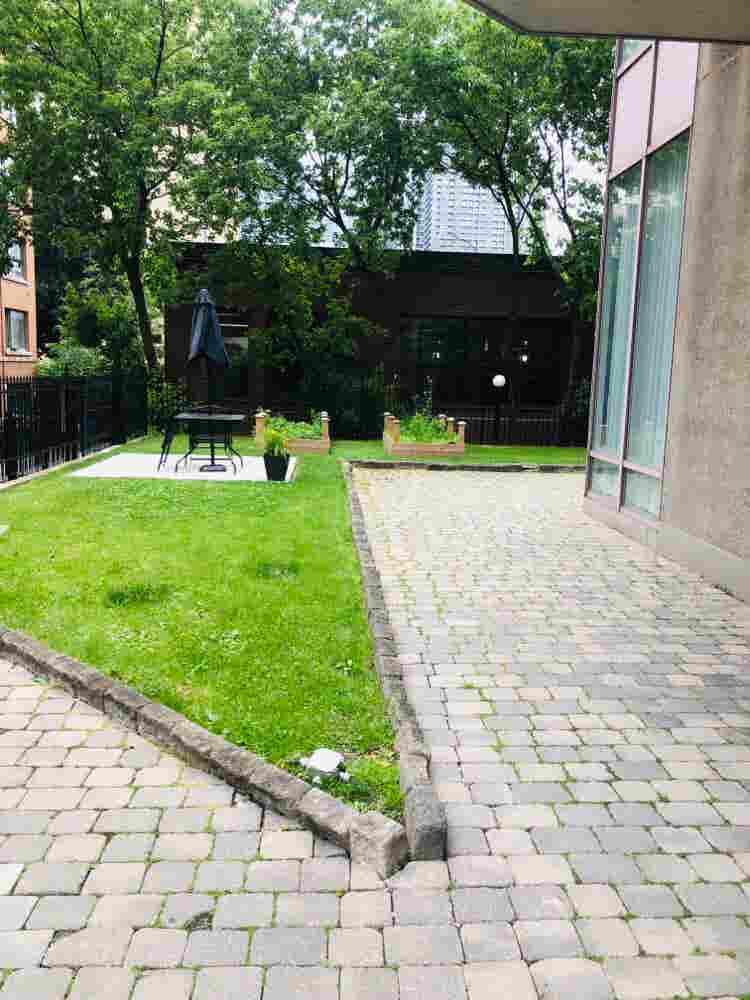 Montreal downtown, furnished condo.