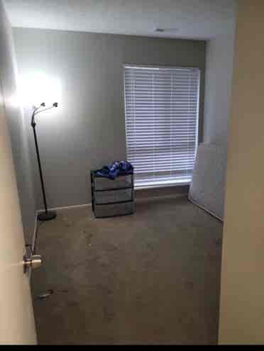 ROOM FOR RENT IN UP & COMING AREA