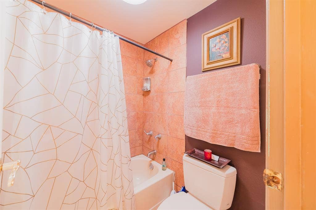 Master King Sweet Bdrm.w/Priv Bath