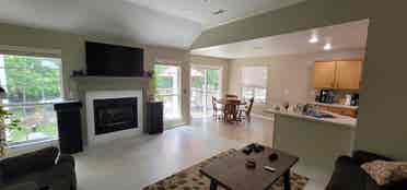 Room for rent in clean home