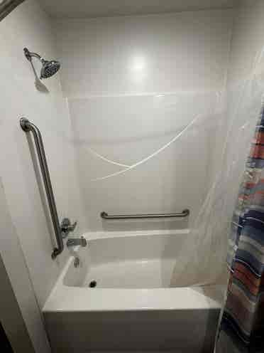 Private Bed/Bathh