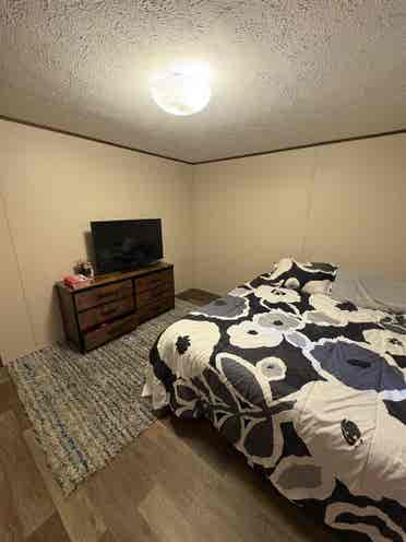 Private room and bathroom for rent