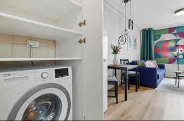 Newly Renovated studio apartment