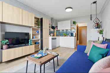 Newly Renovated studio apartment