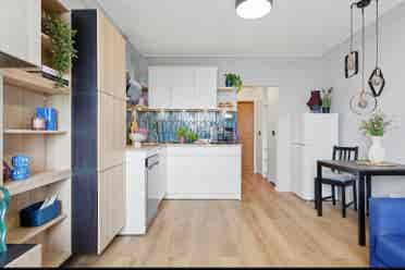 Newly Renovated studio apartment