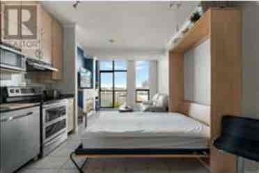 Studio 1 Bath Apartment