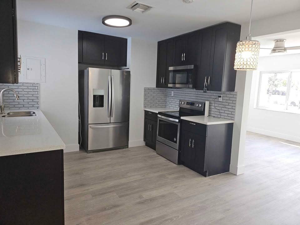 Looking for Female Roommate!