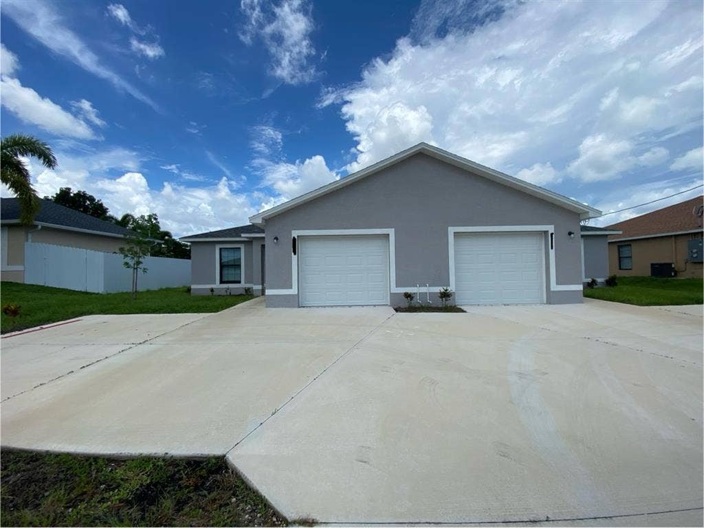 BRAND NEW DUPLEX. MOVE IN AUGUST 1