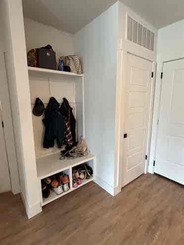 w/ detached garage, ADA unit!