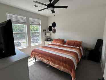 w/ detached garage, ADA unit!