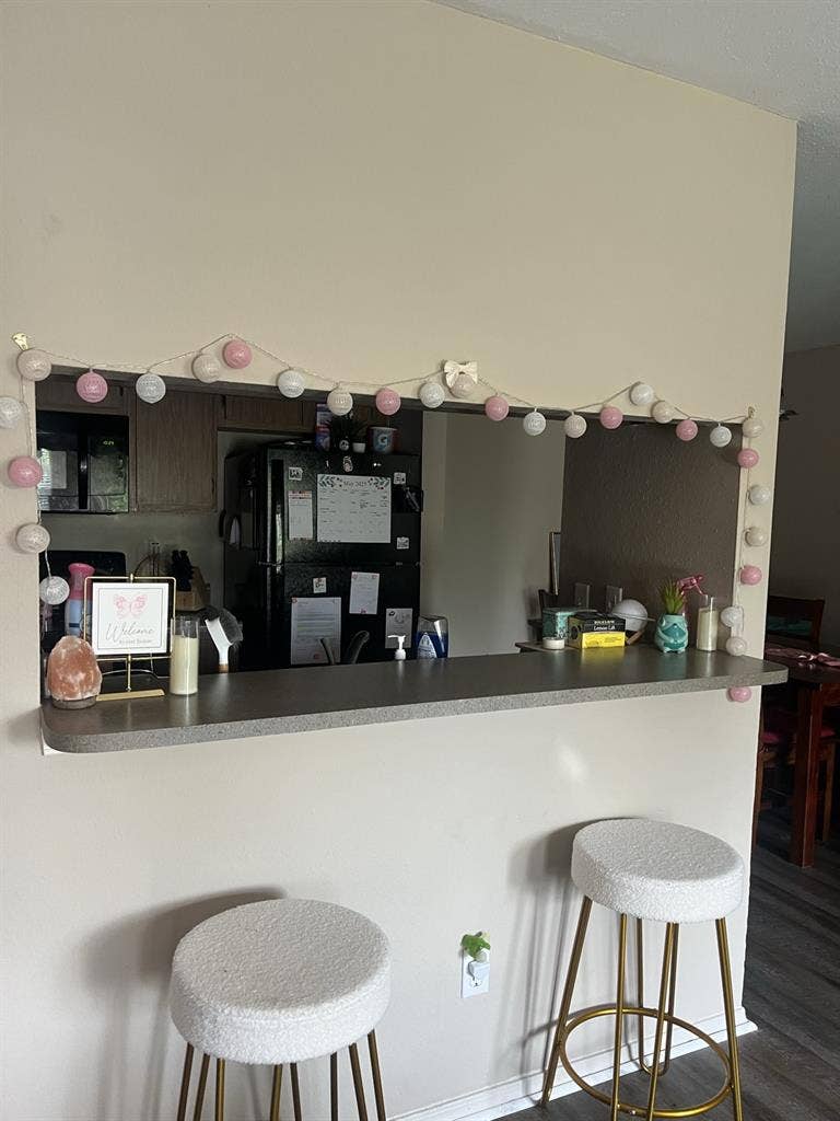 Room for rent!